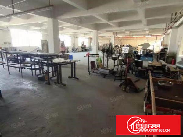 石排标准厂房800方出租，现成水电办公室！位置佳！