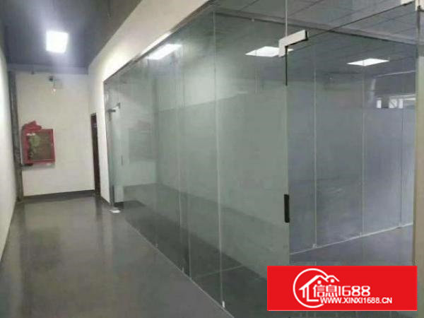 石岩新出水电齐全现成装修厂房