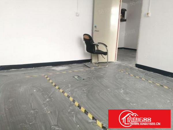 民治精装修厂房120平米，带办公室仓库