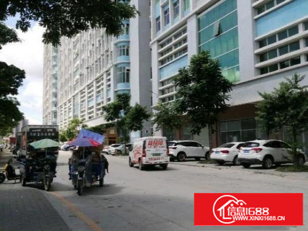 石岩水田原房东新空出3楼1000平方精装修