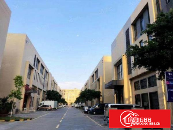 全新标准园区厂房出售，周边工业成熟，离繁华镇面近