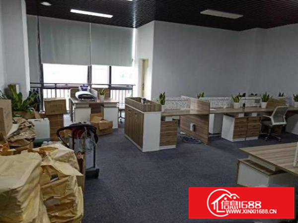 布吉大芬地铁口新出175平精装修办公室，适合办公电商等