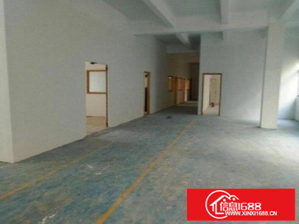 龙岗中心城傍独院厂房1到3楼3300平米有电梯.