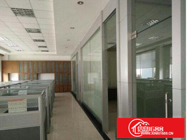 龙岗区龙城一楼1600平米标准厂房出租，可分租