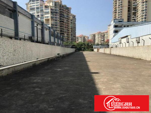 布吉南岭大芬或木棉湾附近一楼8米高厂房1800平米