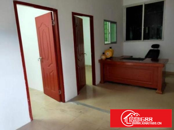 岗头地铁口一楼厂房出租，赠送三十平米露台