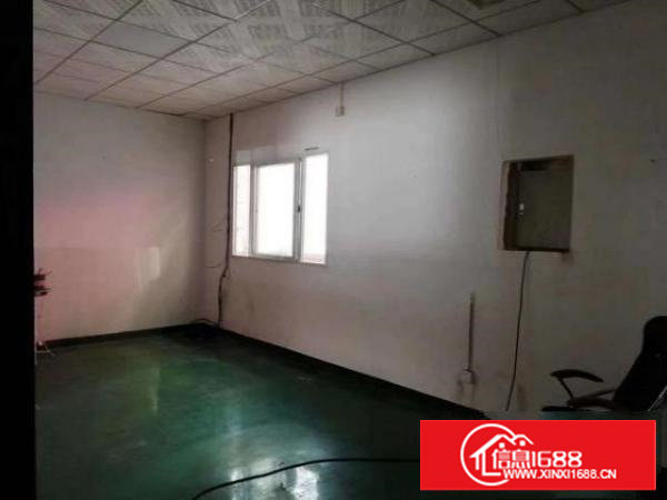 （出租）长安锦厦新出8米钢构450平带办公室行车