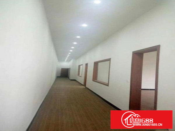 豪华装修办公室，大路边312平。厂区内单独一栋。