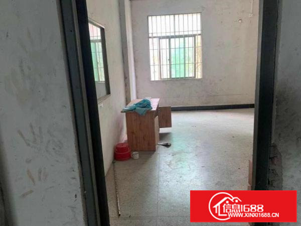 新马莲二楼厂房出租交通方便