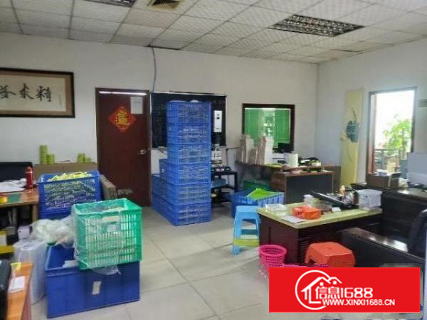 新二工业区靠客运站960平精装厂房出租