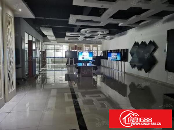 福永大洋田19元楼上2000平方豪华装修厂房招租