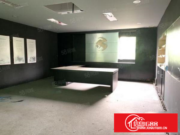 石岩商业圈独门独院4层3920平厂房招租，停车位充足