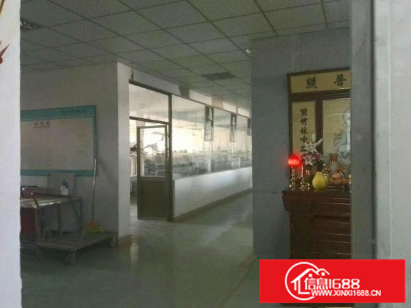 凤岗新出1650平方一楼带行车水电办公室（急租）