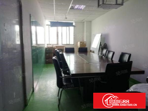 西乡，鹤洲，洲石路，新出楼上带装修500平厂房出租，水电齐全