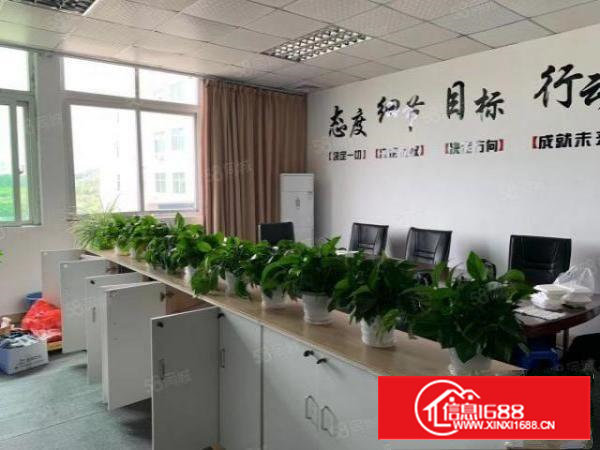 石岩外环路旁边新出1270平米精装修厂房，免转让费出租