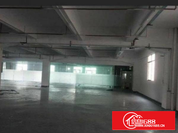 石岩官田出租二楼厂房500平方，现成装修水电