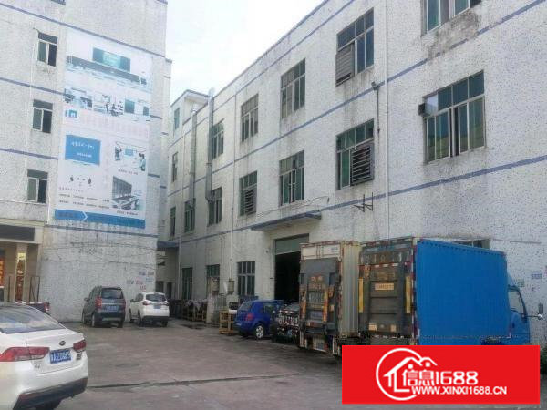 龙岗中心城爱联嶂背一楼420平方厂房出租！可分租