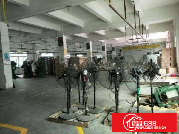 平湖辅城坳带装修二楼1000平方厂房