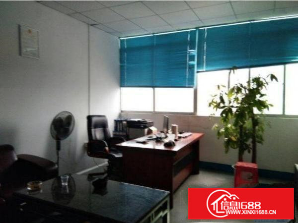 清溪大利三楼500平米带办公室装修厂房出租，空地大