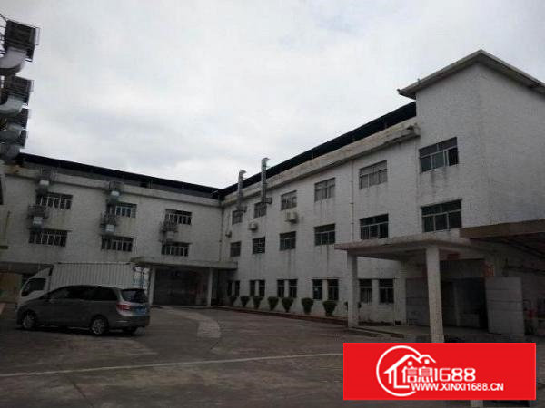 高速口大坪靠深圳标准2楼厂房1500平出租，主线到车间有电梯