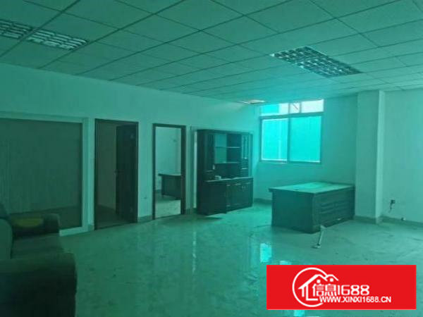 中心地段，独院厂房，带有精装修