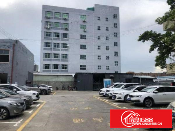 （白菜价）汽车站独院200平。精装修，领包入住。