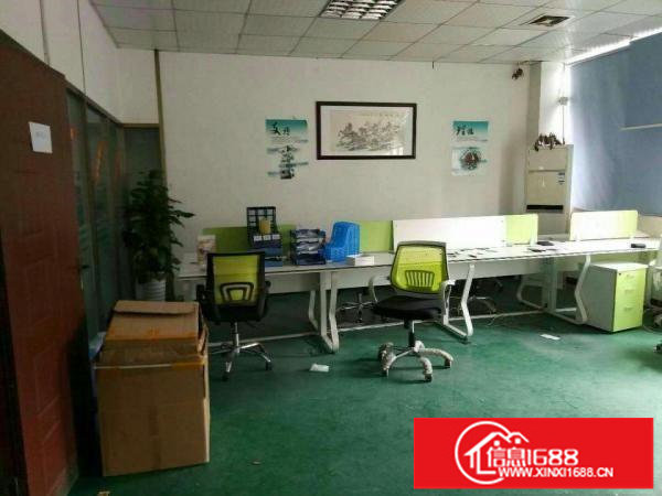 横岗六约地铁站附近楼上简单装修500平厂房出租