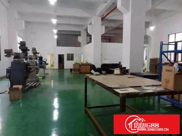 出租坪山新区坪山一楼450平方，有牛角，地坪漆