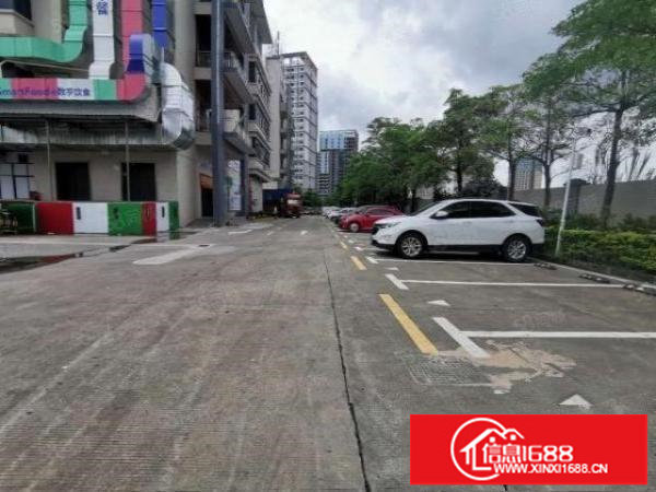 布吉坂田上雪工业园600平厂房出租可办公可生产采光好交通方便