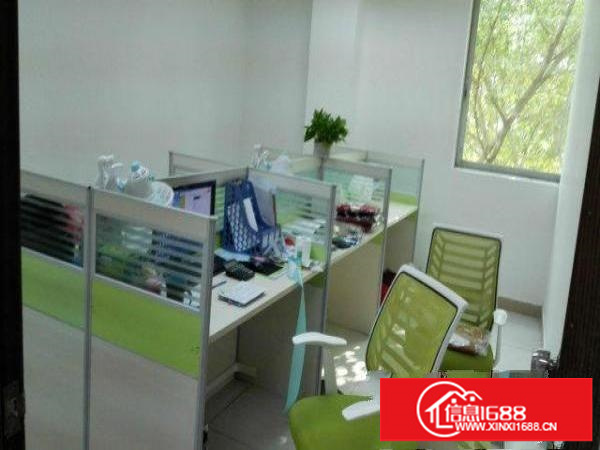 龙胜地铁口3楼860平带精装修适合办公贸易=形象好