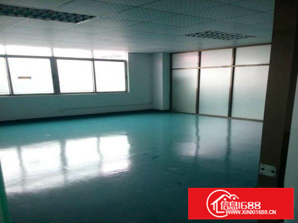 秋长镇新塘工业区楼上2000平方带装修急租可分租