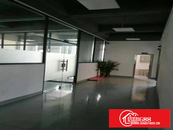 塘厦大坪近深圳标准3楼1580平方！双面窗户采光现成装修