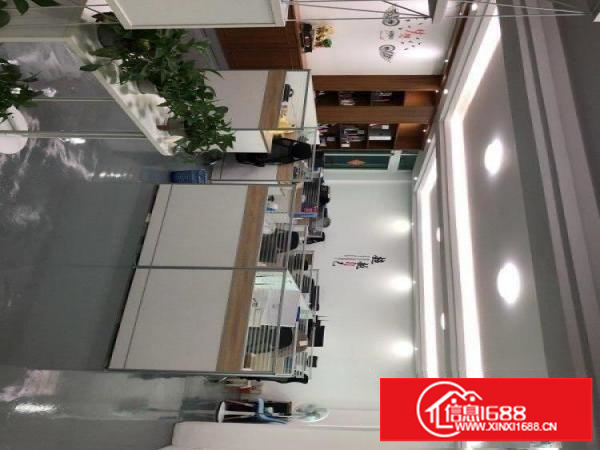 龙岗吉祥厂房600平米办公室