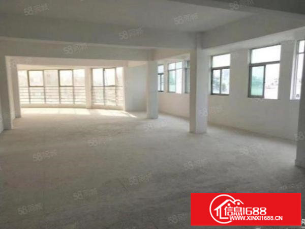 红本厂房荷坳地铁口500米产业园4800平厂房电商办公有电梯