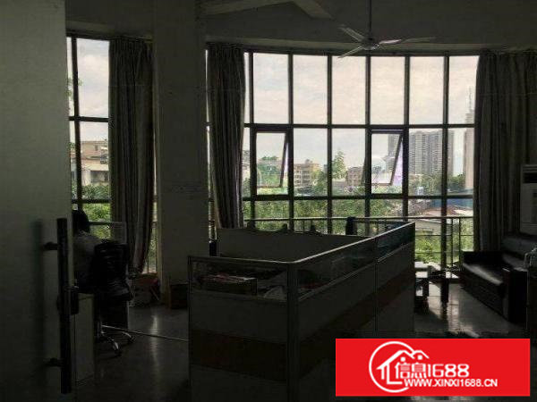 平湖附近工业区楼上1500平可分租