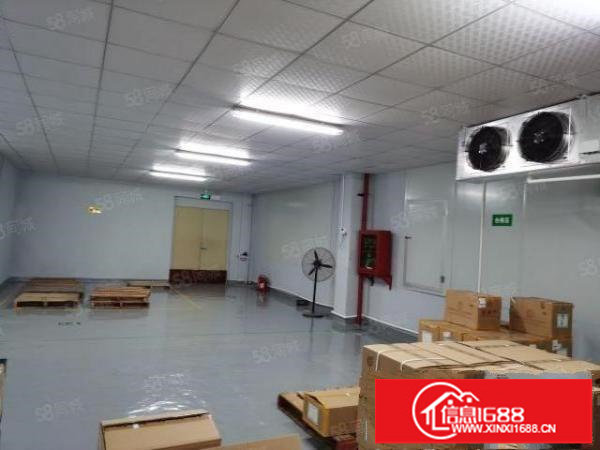 平湖山厦工业区1100平方带恒温仓厂房出租