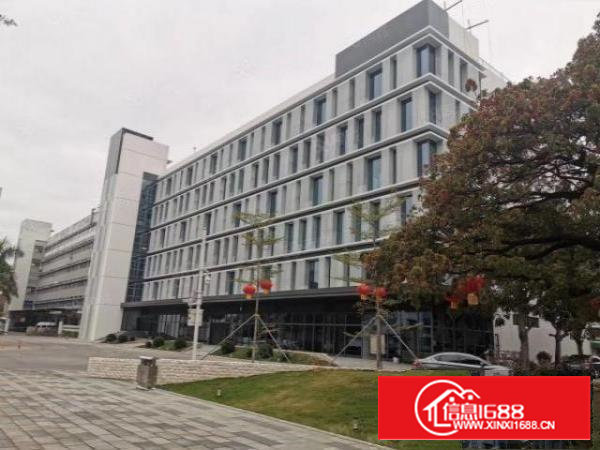 西丽白芒关口花园式园区楼上整层1500平方厂房出租，可分租