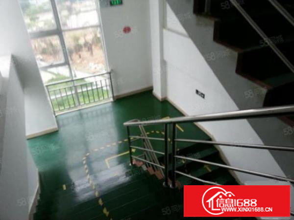 福永沿江高速出口独院1至3层4500平方厂房出租