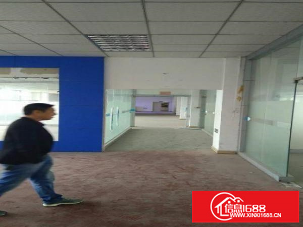 大岭山客户转租楼上厂房出租850，租金优惠不限行业