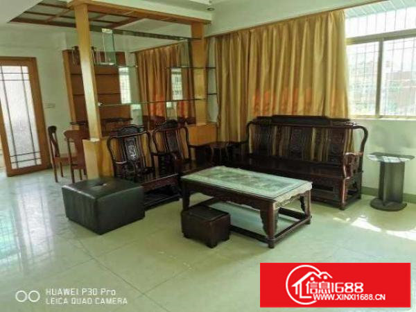 平湖华南城新木老村路2厅3房3卫精装出租