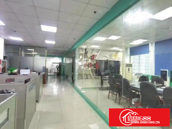 石岩上屋地铁口旁新出楼上1200平带装修厂房