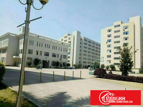 凤岗五联无尘车间3100平，200万装修免费送！