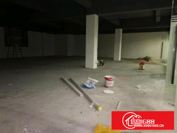 地铁口附近，高端厂房出租，写字楼、办公室随你改