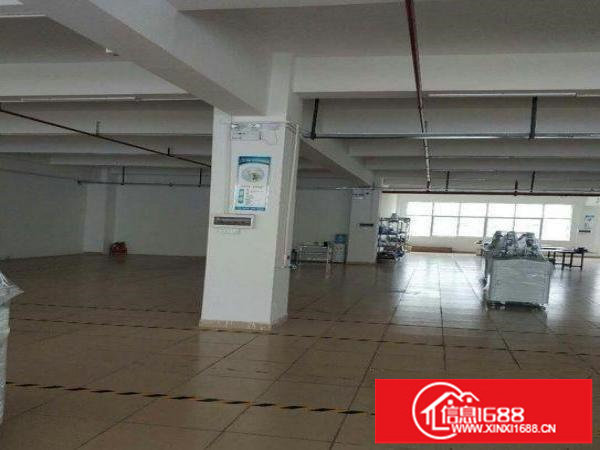 龙岗家具展厅三层共3900平可分租