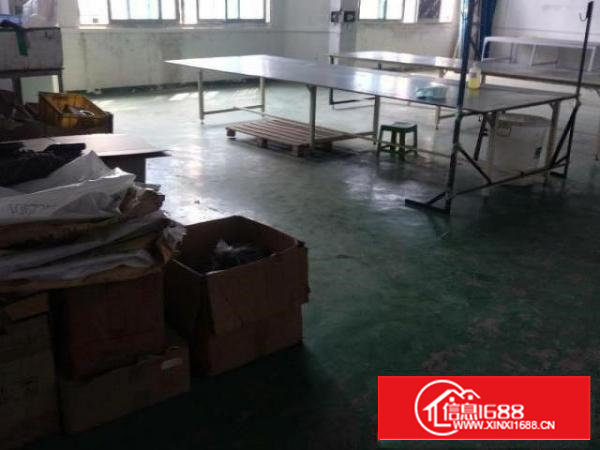 石岩镇塘坑工业区楼上厂房230平分租