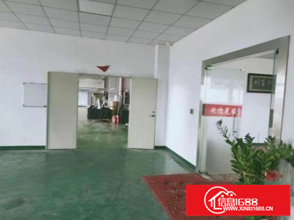 石岩新空出楼上带装修厂房