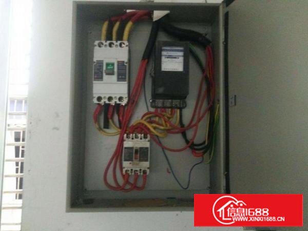 长安新出900平空地（带400平铁皮）厂房出租（原为打包厂）