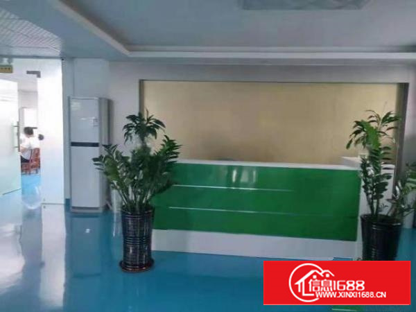 东莞清溪镇清溪城区800平方厂房出租，独立办公区，现成装修