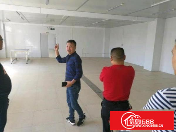 六约塘坑地铁站原房东带装修厂房三楼800平