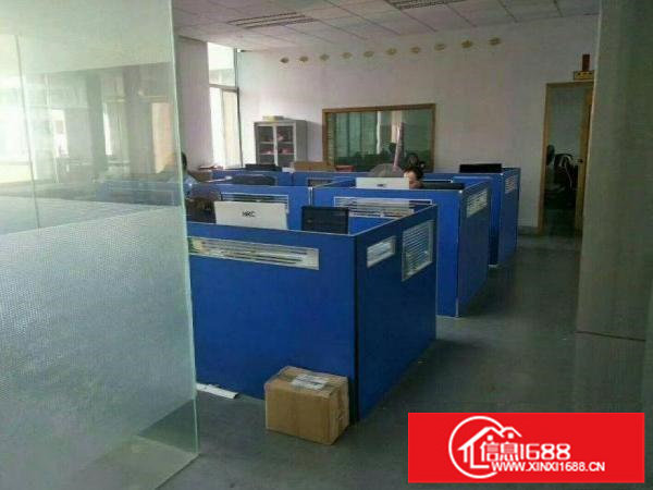 布吉2楼1280平，带豪华装修厂房，可400起租，有3吨电梯